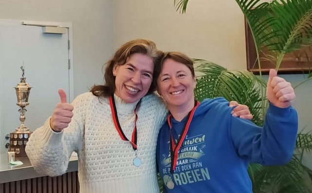 20240324 Antoinette en Rianne winnen DMC2x op Tweehead