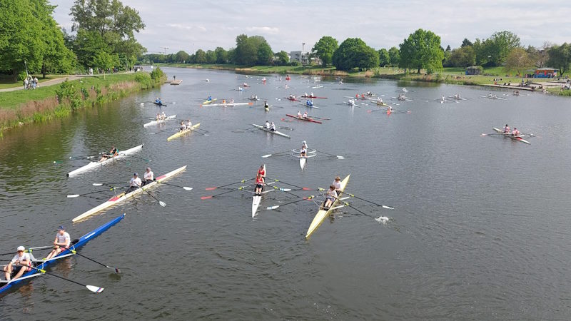 20250503 Bremen wachten op de start
